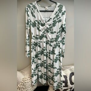 kate quinn White and Green Long Sleeve Midi Dress